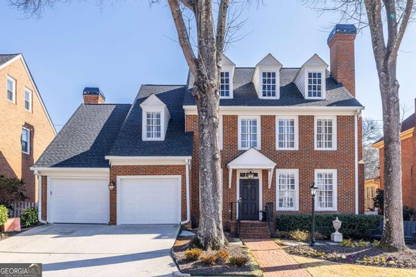 2144 Village Point Brookhaven