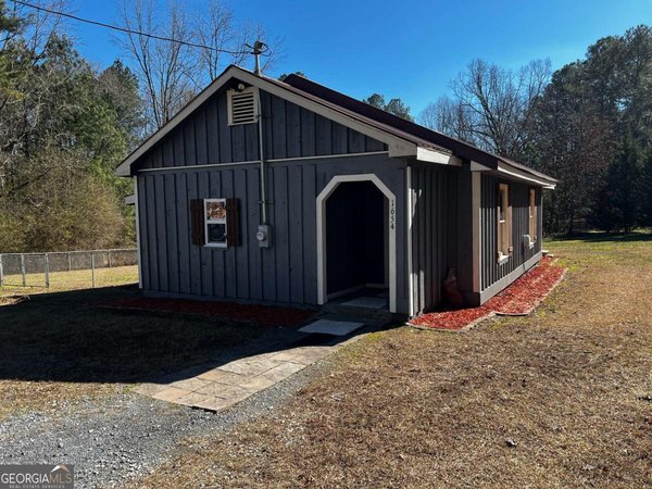 1654 Artesian Well Road Sugar Valley