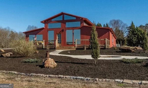 284 Snow Farm Road Hull