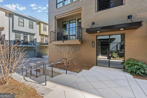 123 Beardon Circle, Atlanta