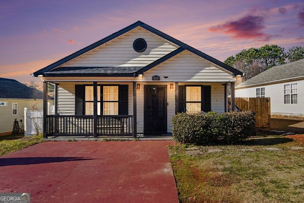 1615 Hallmark Hills Drive Griffin