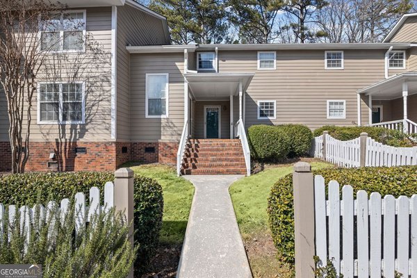 4494 Pineridge Circle, Atlanta