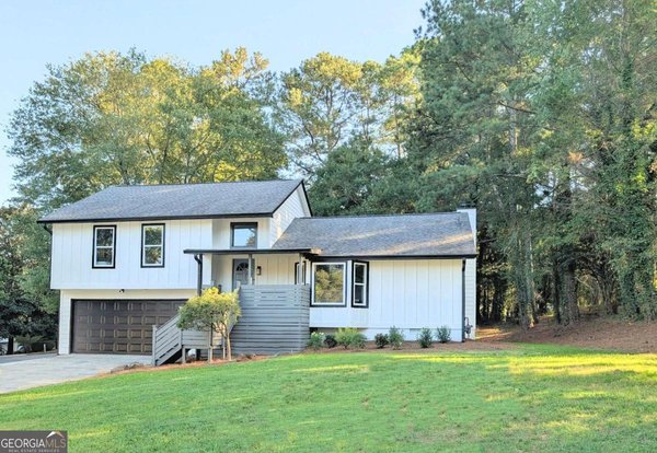 9760 Loblolly Lane, Roswell