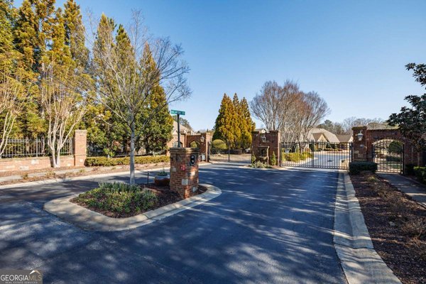 2462 Ballantrae Circle, Cumming