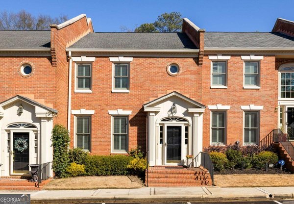 main picture of 204 Ansley Villa Drive, Atlanta