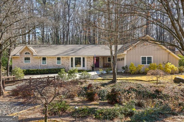 7265 Hunters Branch Drive, Atlanta