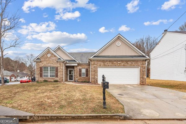 6684 Browns Mill Trail Lithonia