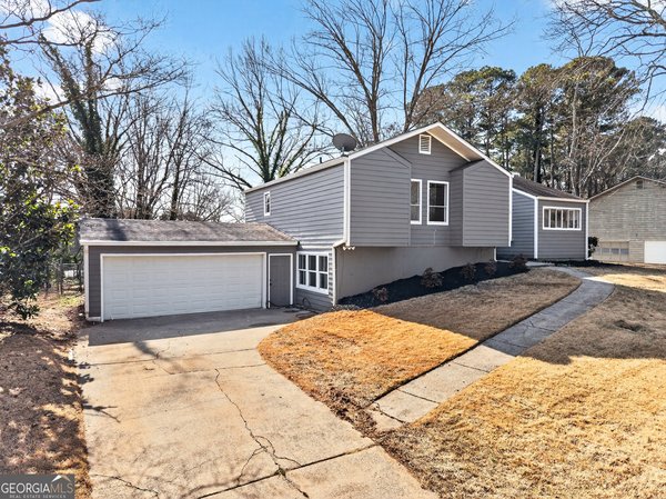 4933 Dana Drive Kennesaw