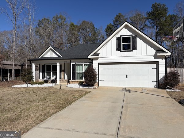 240 Avalee Road, Brooks