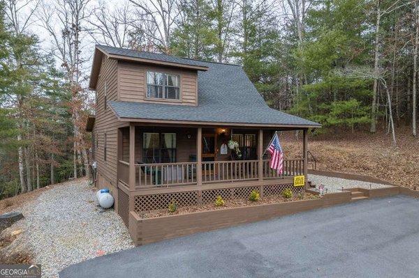 39 Lillian Way, Blairsville