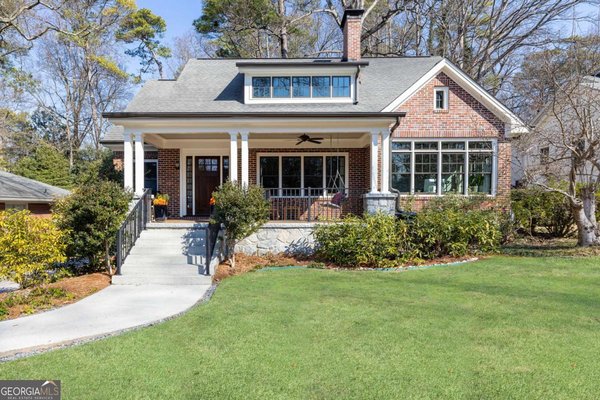 2653 Sharondale Circle Atlanta