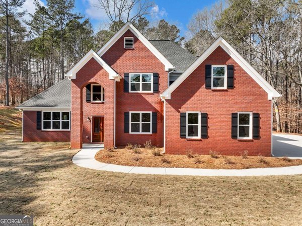 912 Westwood Lane, Winder