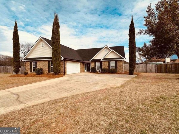 108 Holbeck Court Warner Robins