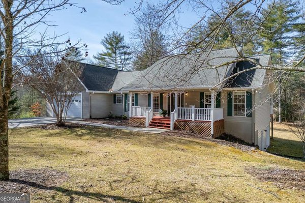 94 Kingfisher Lane, Blairsville