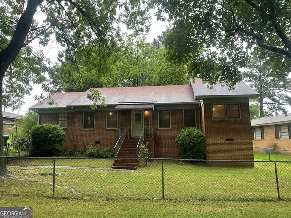 1702 Brookwood Circle Milledgeville