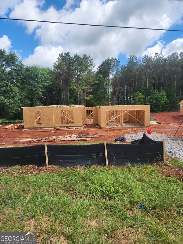 206 Airport Road Canon