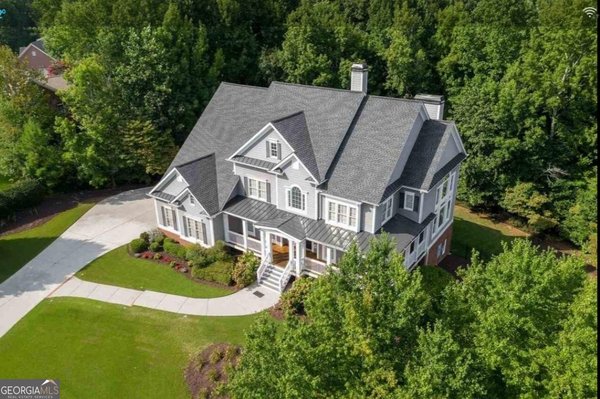 990 Chateau Forest Road Hoschton - main photo