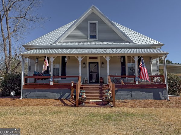 162 College Street, Parrott