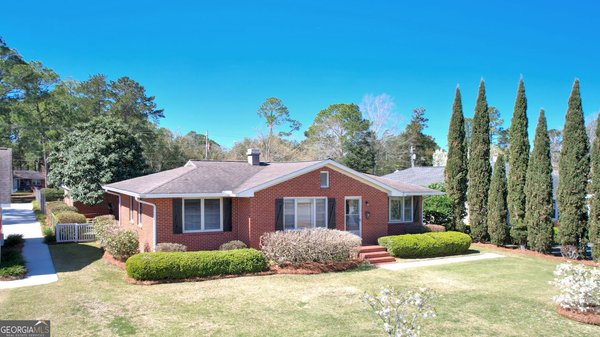 1917 Palmyra Road Albany