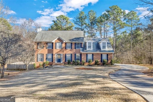 200 Riverbrook Court, McDonough