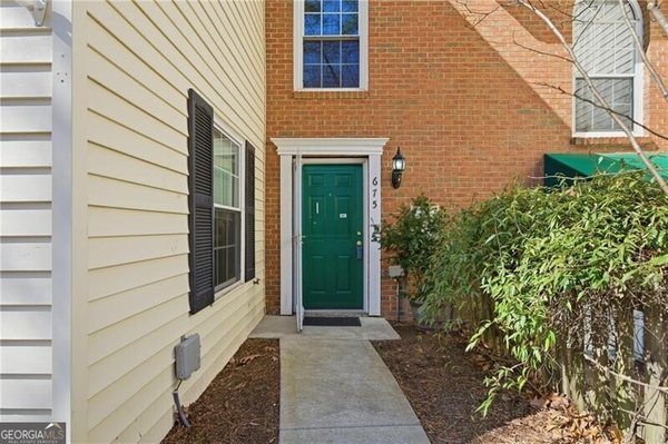 675 Coventry Township Lane, Marietta