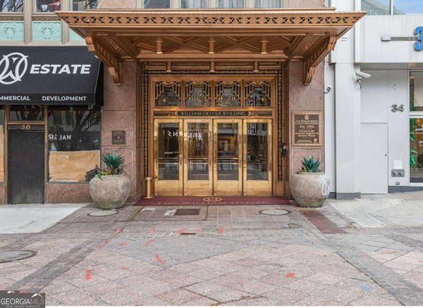 32 PEACHTREE #1705 ATLANTA