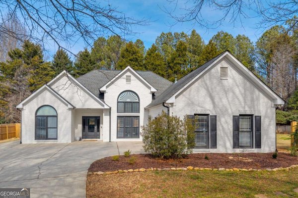 5169 Artesian Spring Drive, Flowery Branch