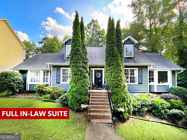 6832 Creekwood Drive Douglasville