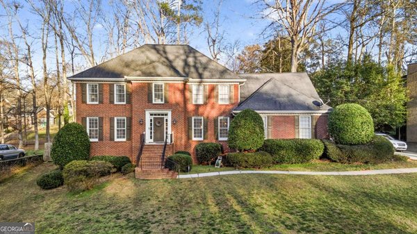 4870 Forestglade Court, Smoke Rise