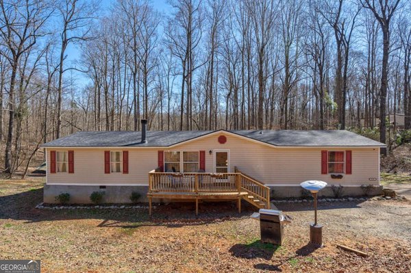 main picture of 218 Sol Drive, Commerce