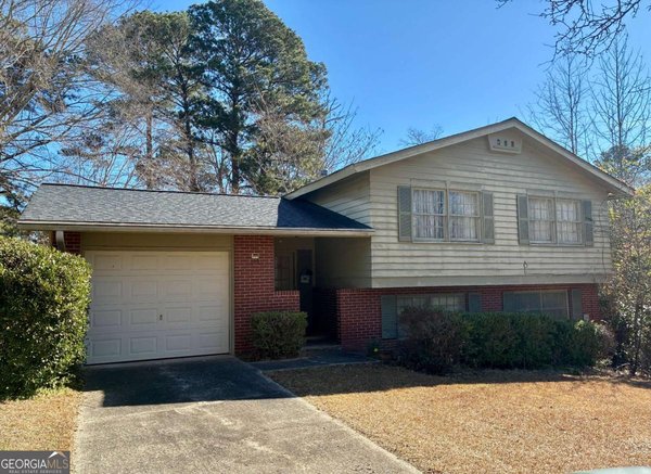 108 Sycamore Road, Milledgeville