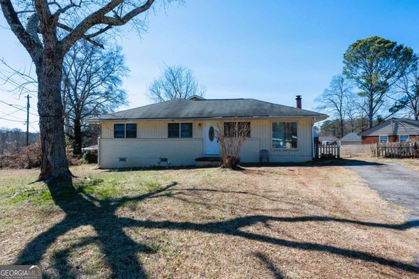 195 Rockin Hill Drive Marietta