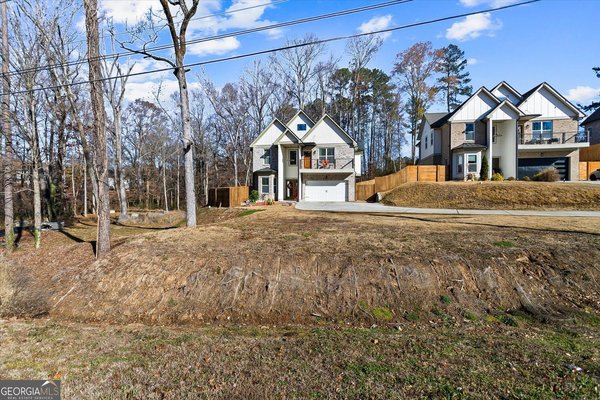 658 Rockbridge Road, Lilburn