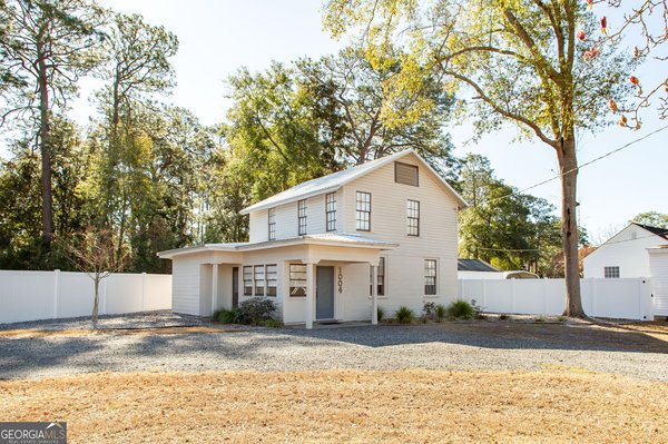 1004 Hill Street, Waycross