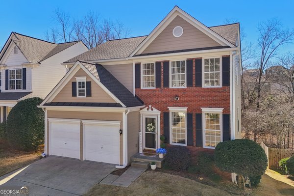 main picture of 3320 Ridgefair Drive, Cumming