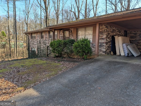 5995 Bear Drive Douglasville