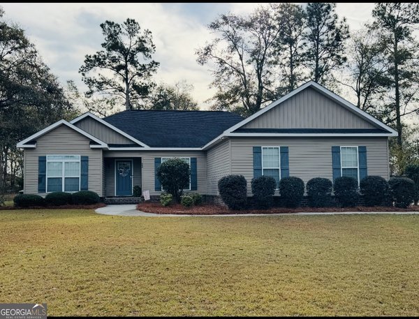 208 Sandalwood Circle, Statesboro