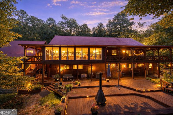885 Tomahawk Trail, Blairsville