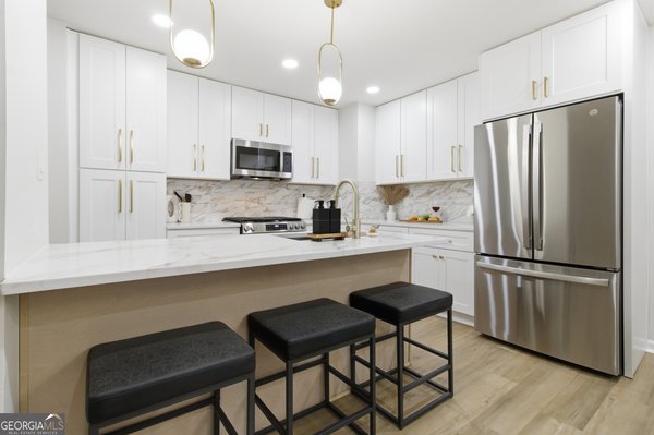 1124 Creatwood Place, Smyrna