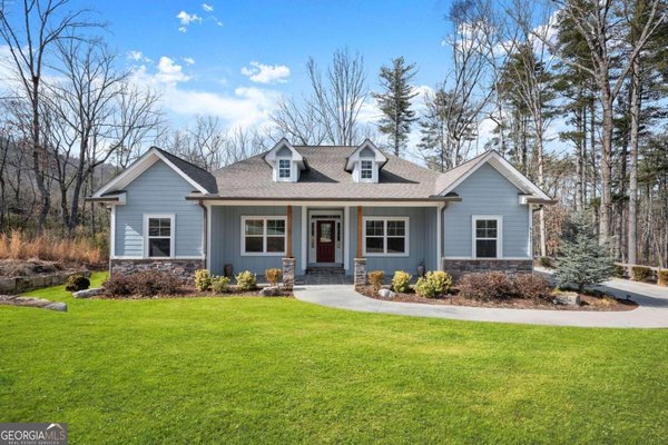 562 Yonah Lake Drive, Sautee Nacoochee