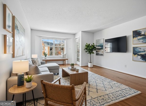 4109 Chastain Park Court, Atlanta