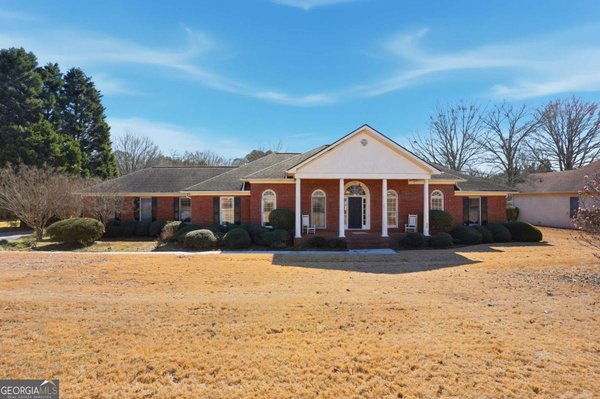 1165 Azalea Circle Conyers
