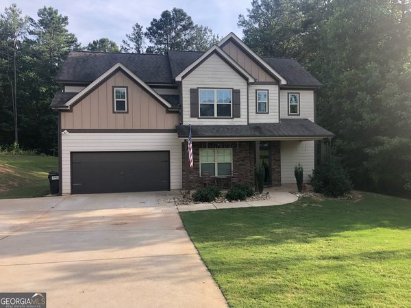 301 Hickory Hills Drive, Newnan