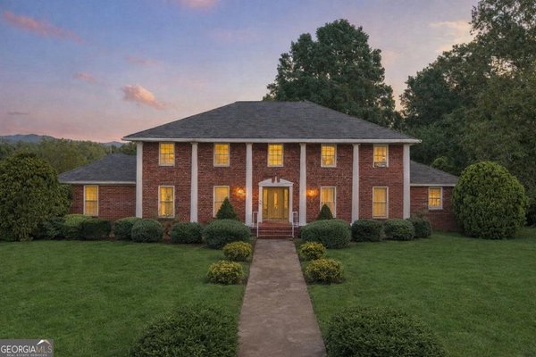 195 River Street, Ellijay