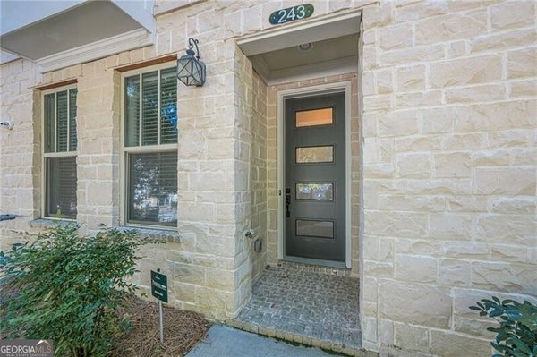 243 Franklin Road, Atlanta