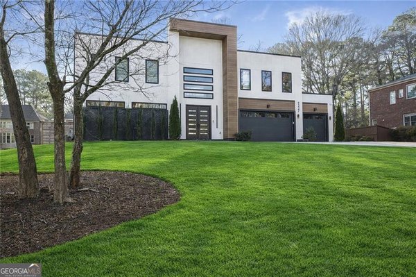 2327 Meadowvale Drive, Atlanta