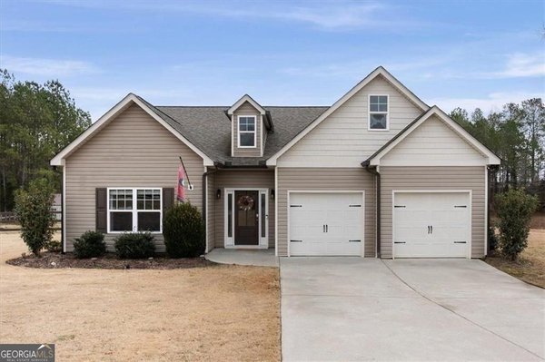 105 Cottage Way, Euharlee