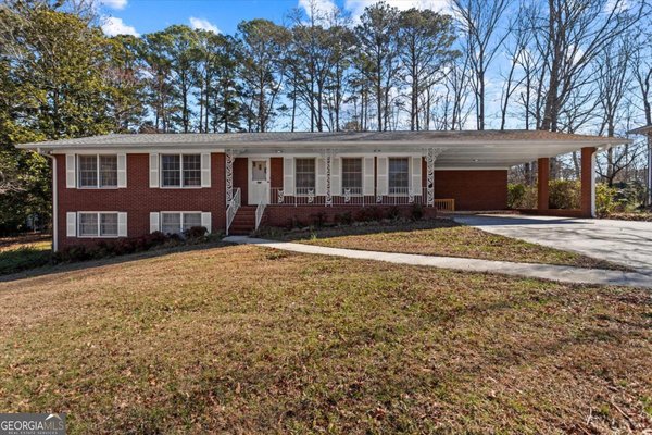 215 Gilbert Road, Fayetteville