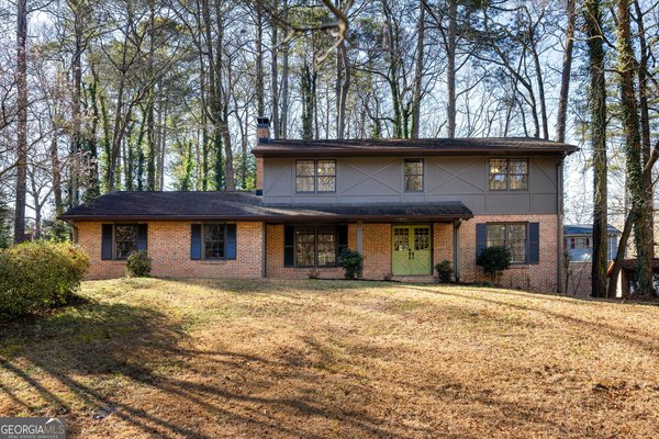 4383 Lake Breeze Drive Stone Mountain