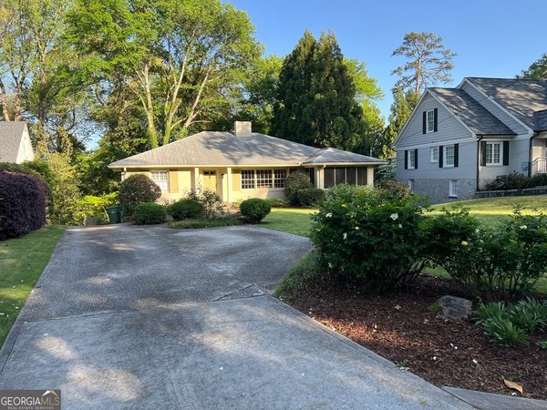 2703 Sharondale Drive, Atlanta